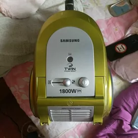 Пылесос Самсунг.