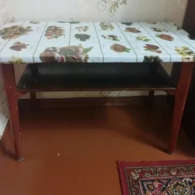 журнальный столик