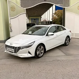 Hyundai Elantra 2021