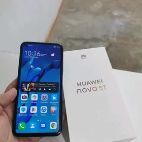 HUAWEI Nova 5T