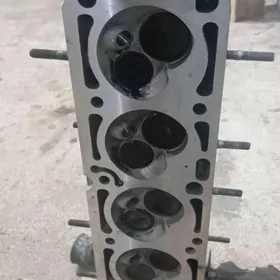 Опель 1,6 простой мотор ,