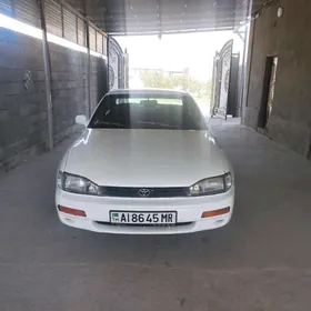Toyota Camry 1992