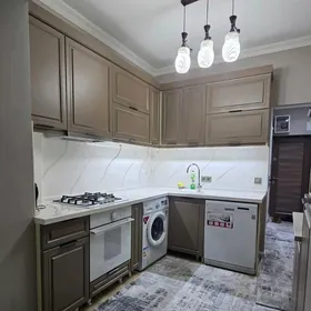 Arenda 11mkr 1etaž 2kom