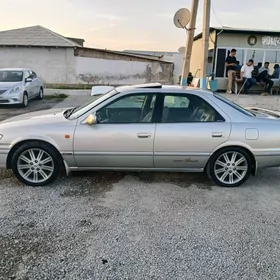 Toyota Camry 2001