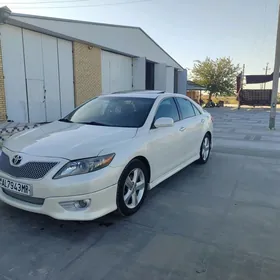 Toyota Camry 2010