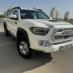 Toyota Tacoma 2021