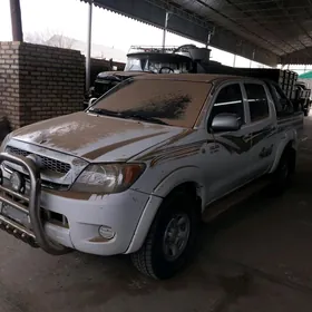 Toyota Hilux 2010