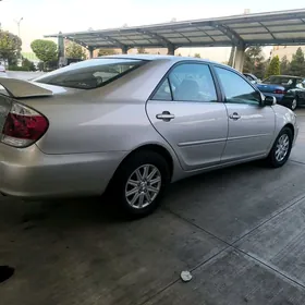 Toyota Camry 2003