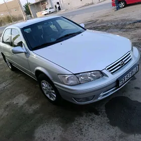 Toyota Camry 2000