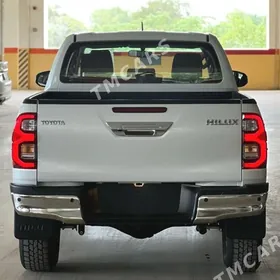 Toyota Hilux 2025