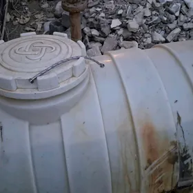 водяная бочка 1тн