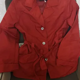 женская ветровка