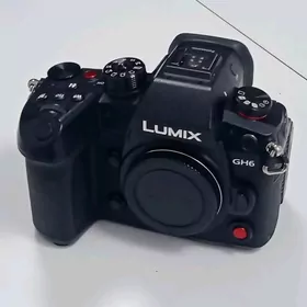 Lumix GH6