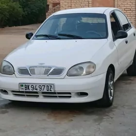 Daewoo Lanos 1999