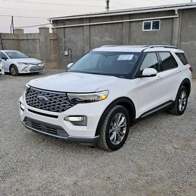 Ford Explorer 2021