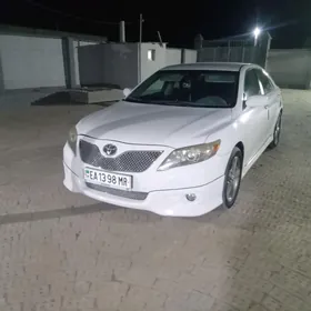Toyota Camry 2010