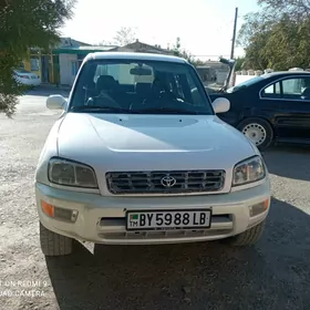 Toyota RAV4 2000