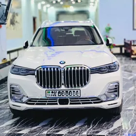 BMW X7 2022