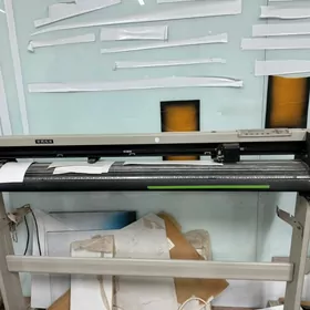 плотер для стекла