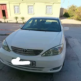 Toyota Camry 2004