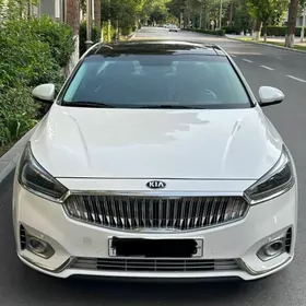 Kia Cadenza 2018