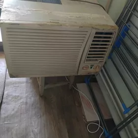 кондицыонер  LG 40 кв