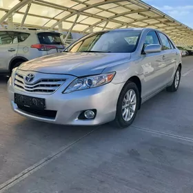 Toyota Camry 2011