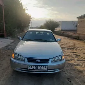 Toyota Camry 2000