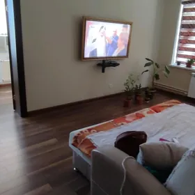 Нагина 1 комнатная 4 этаж