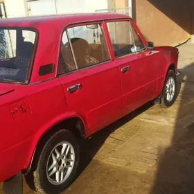 Lada 2104 1980