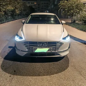 Hyundai Sonata 2021