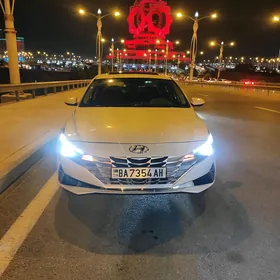 Hyundai Elantra 2021