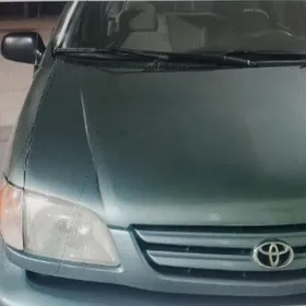 Toyota Sienna 2000