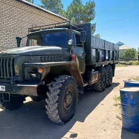 Ural 4320 1980