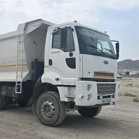 Ford Cargo 3536M 2012