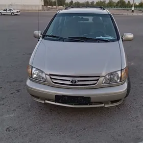 Toyota Sienna 2000