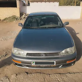 Toyota Camry 1993