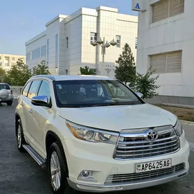 Toyota Highlander 2016