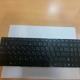 Klawiatura noutbugyňky