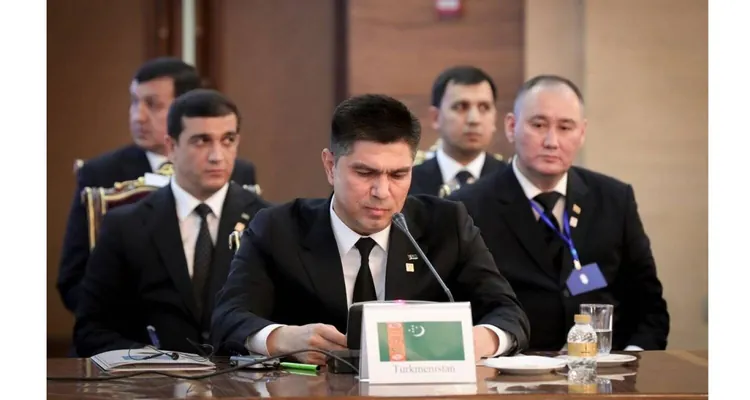 Türkmenistanyň içeri işler ministri Tähranda YHG-nyň duşuşygyna gatnaşdy