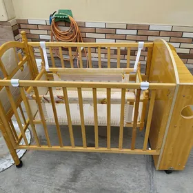 кроватка детская