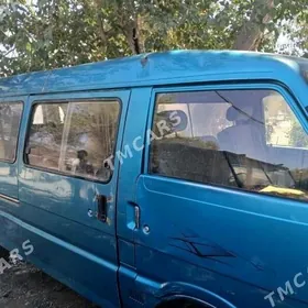 Toyota Hiace 1999