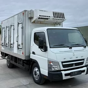 Mitsubishi Canter 2023