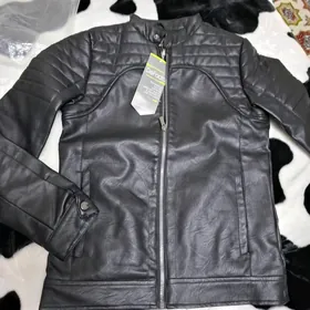 Куртка кожаная новая