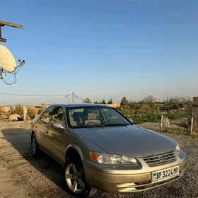 Toyota Camry 1999