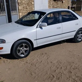Toyota Carina 1992