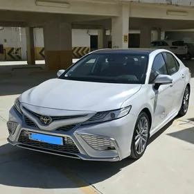 Toyota Camry 2023