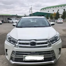 Toyota Highlander 2017
