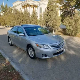 Toyota Camry 2011