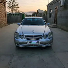 Mercedes-Benz E320 2002